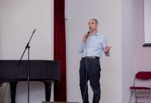 נדב טסלר מרצה